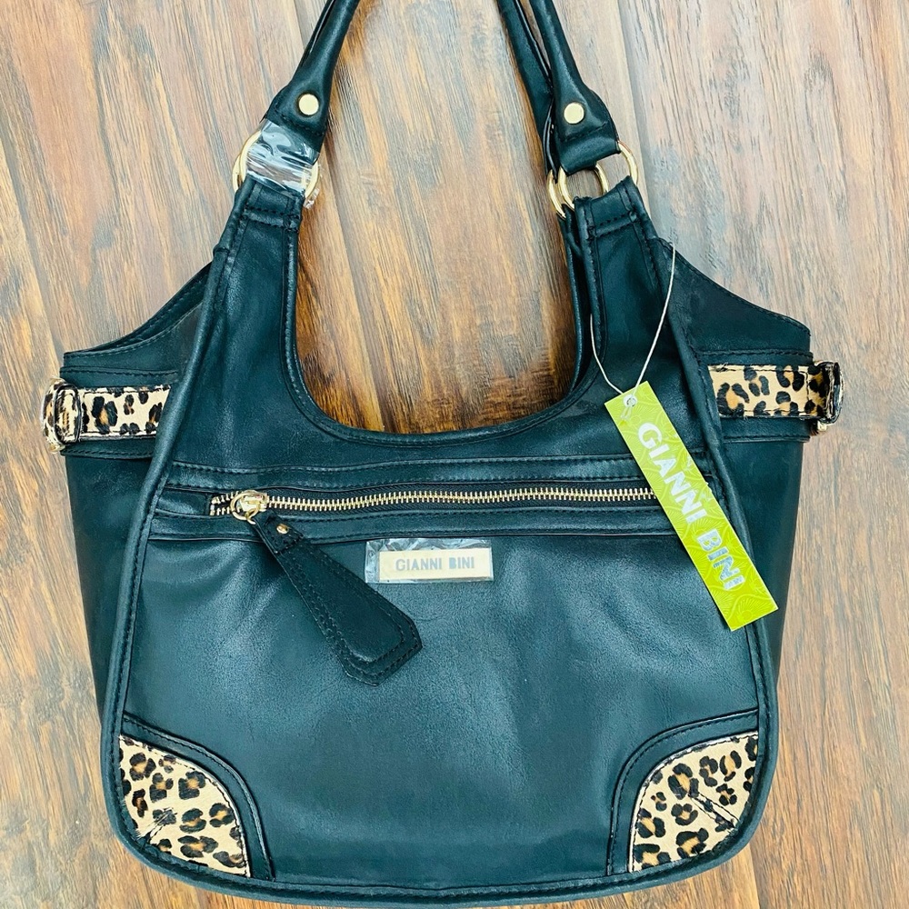 New! Gianni Bini Bag